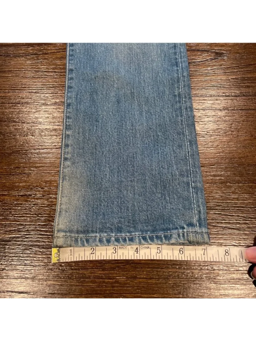 AG Tellis Modern Slim Jean Mens 32x33 Stretch Light Blue Faded Distressed Ripped
